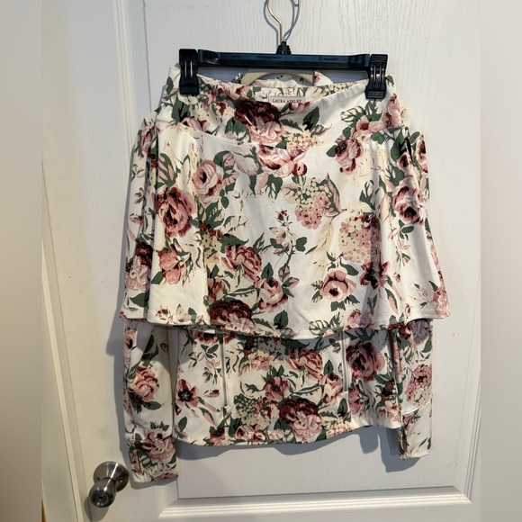 Laura Ashley UPF protection floral jacket and skort set - Picture 5 of 6